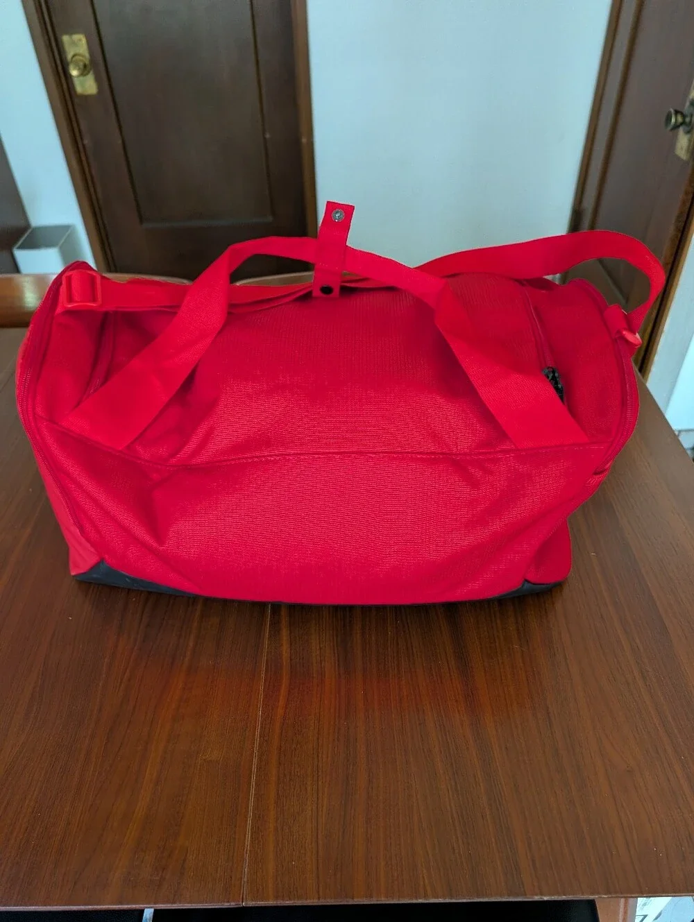 Nike bold red